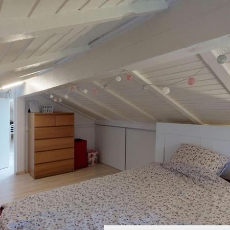 Cheerful Villa With Fireplace, Bath-Tub And Garden Noville Luaran gambar
