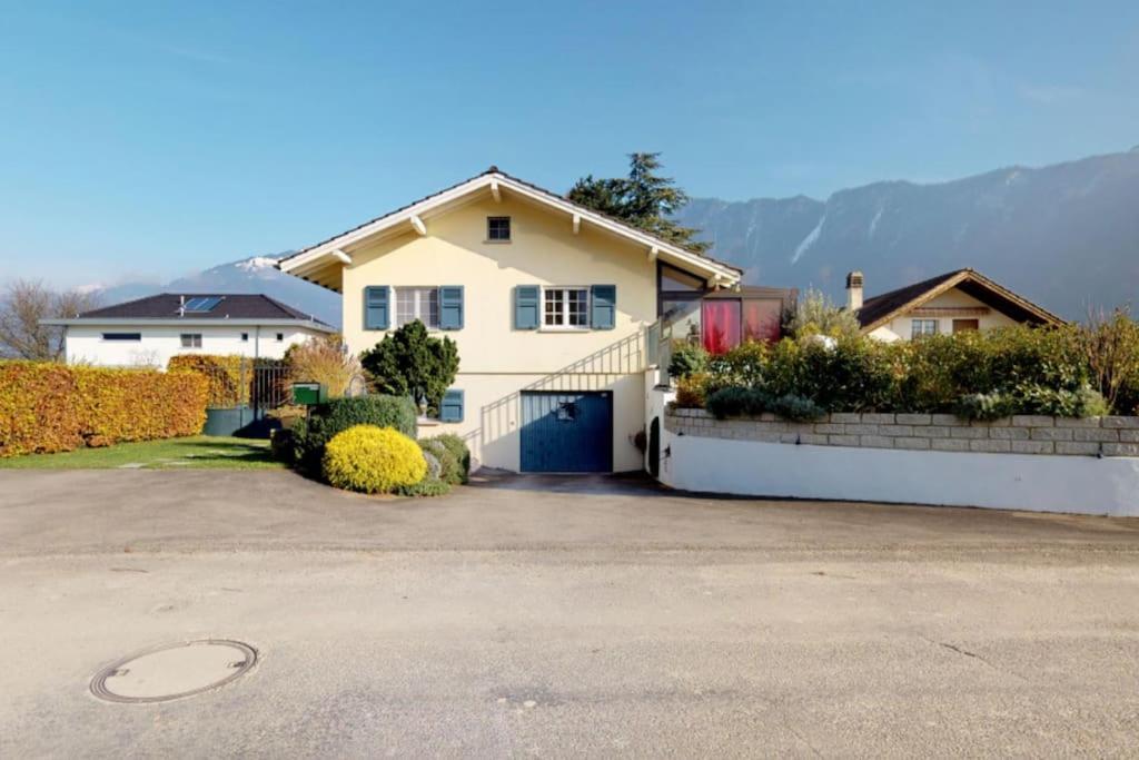 Cheerful Villa With Fireplace, Bath-Tub And Garden Noville Luaran gambar