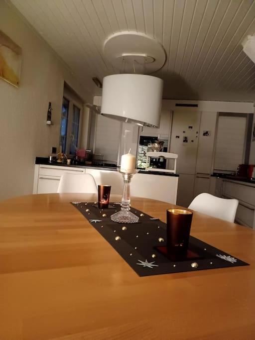 Cheerful Villa With Fireplace, Bath-Tub And Garden Noville Luaran gambar